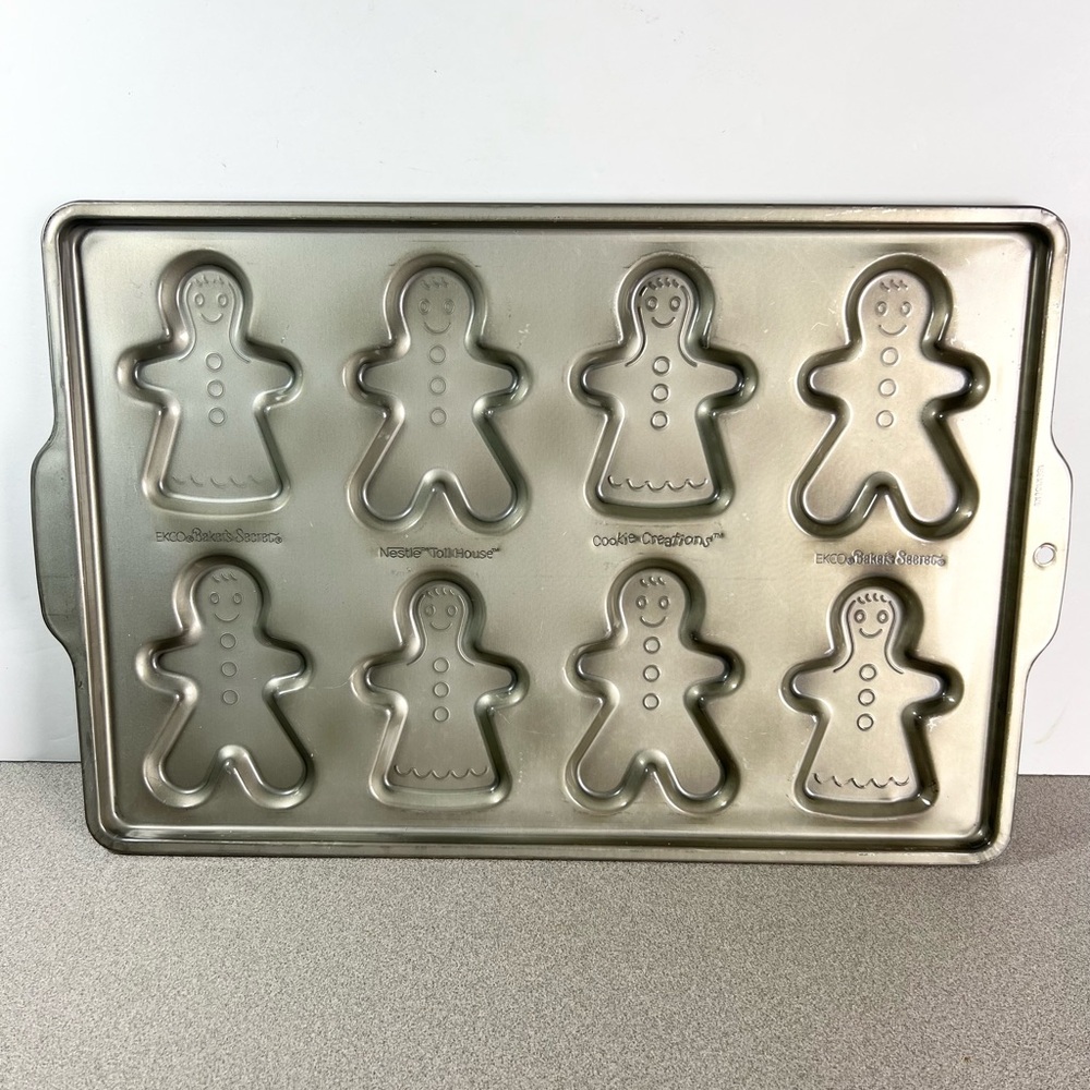 Vintage EKCO Nestle Tollhouse Baker’s Secret Gingerbread Cookie Baking Tray
